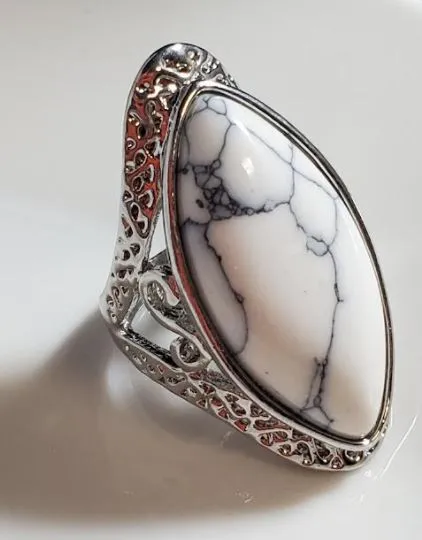 alice Rings R131 Silver White Crackle Stone Ring