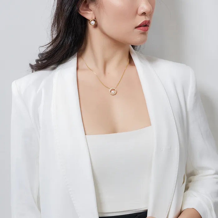 Pearly Lustre Elegant Freshwater Pearl Necklace WN00550 Necklaces