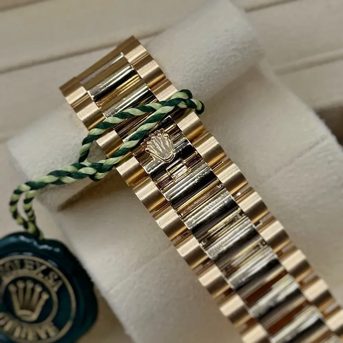 Bracelets Rolex Day Date 36mm Ref 1282380069 Green Ombre Diamond Dial 18K Yellow Gold President Bracelet Watch Rolex
