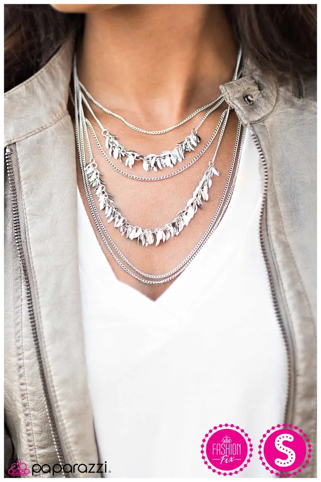 Necklaces Paparazzi Jewelry Paparazzi Necklace A Craving for Chaos Silver