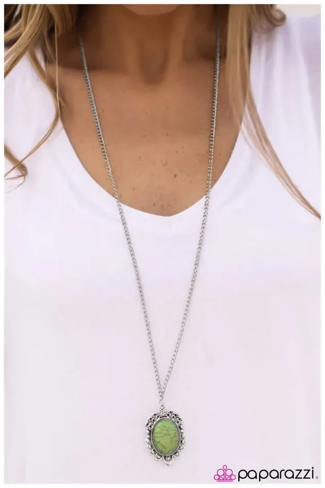 Necklaces Paparazzi Jewelry Paparazzi Necklace Hail To The CHIC Green