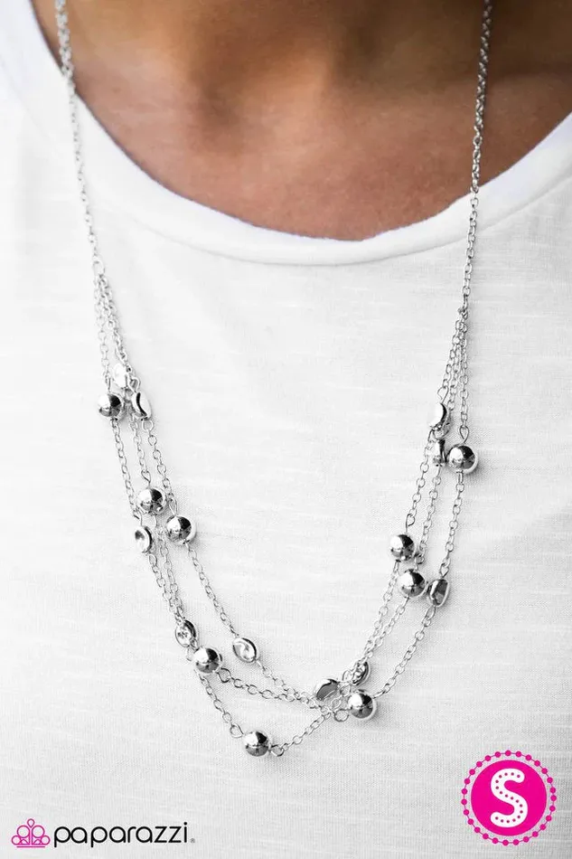 Necklaces Paparazzi Necklace Smooth Criminal Silver Paparazzi Jewelry