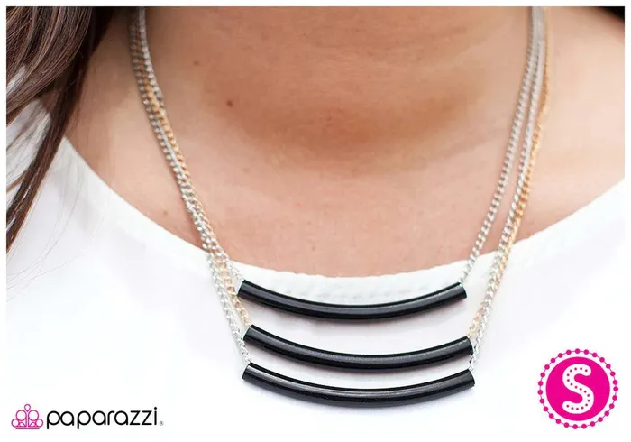 Paparazzi Jewelry Necklaces Paparazzi Necklace Right This SWAY Black