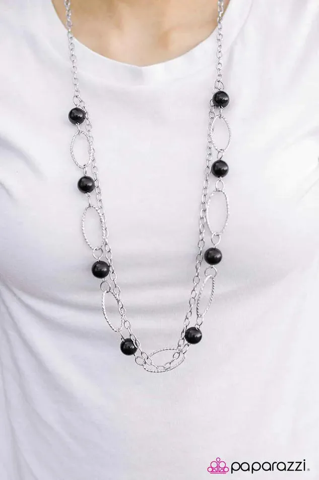 Paparazzi Jewelry Necklaces Paparazzi Necklace Season Finale Black