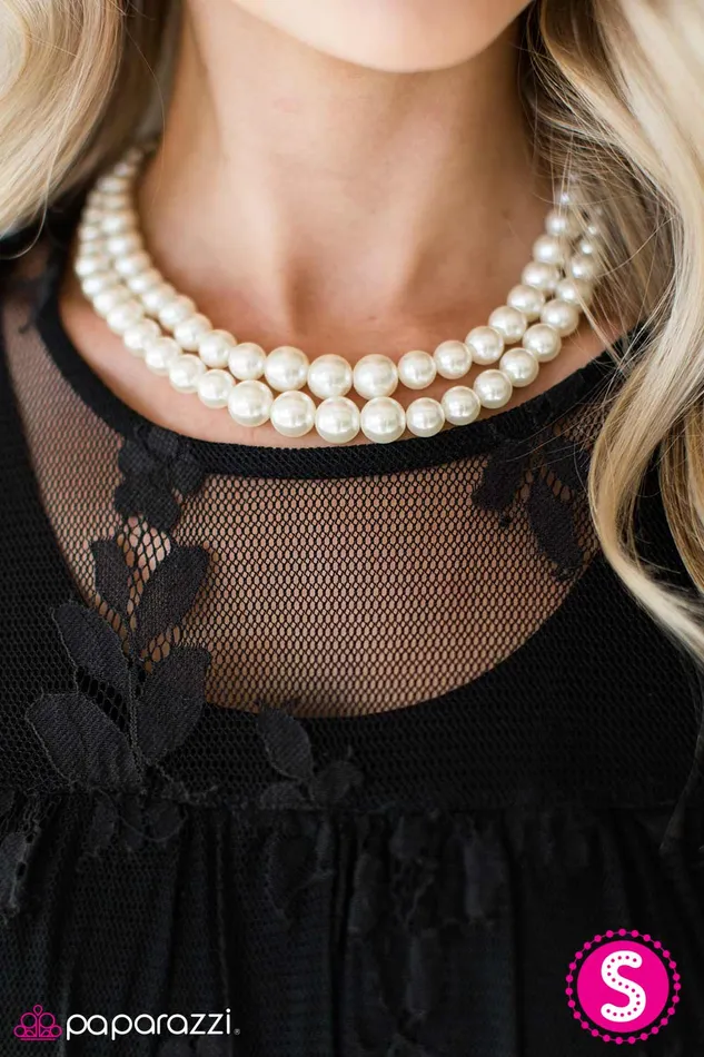 Paparazzi Jewelry Necklaces Paparazzi Necklace Woman Of The Year White