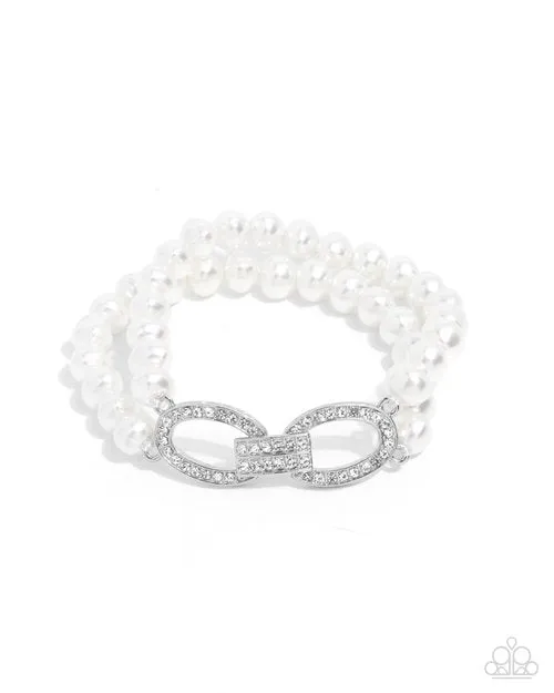Paparazzi Jewelry Paparazzi Bracelet FancyFree Fanfare Bracelets Paparazzi Jewelry Paparazzi Bracelet FancyFree Fanfare Bracelets