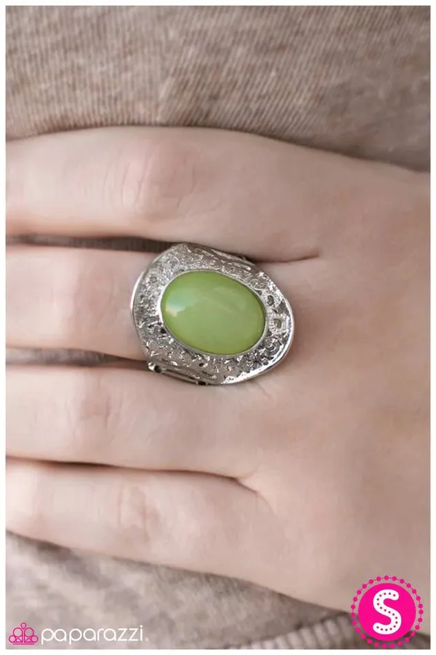 Paparazzi Ring Moons Over Miami Green Paparazzi Jewelry Rings