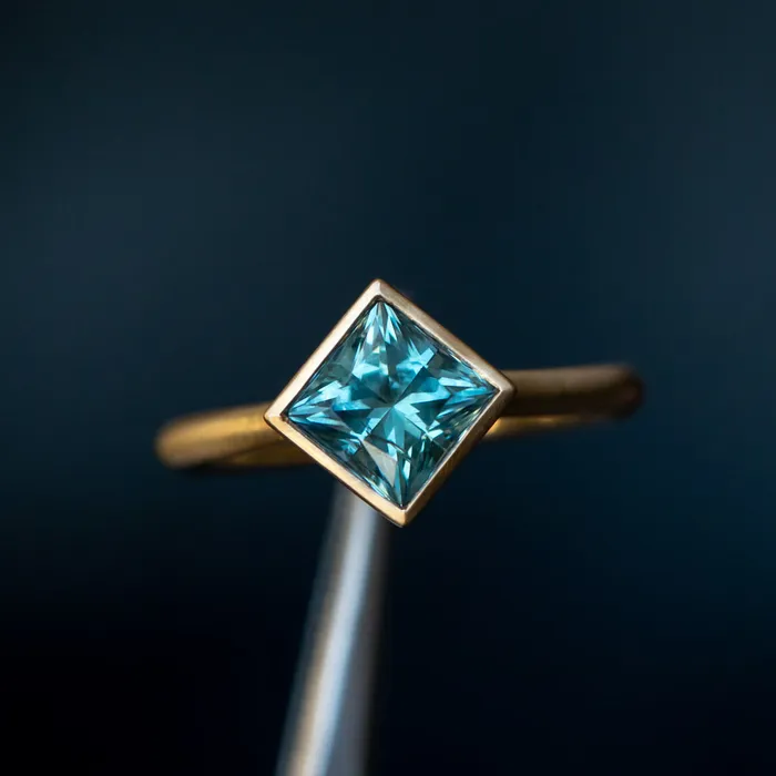 Rings Obsessed Over Gems 217ct Princess Cut Teal Montana Sapphire Contemporary Bezel Set Ring in 18k Yellow Gold